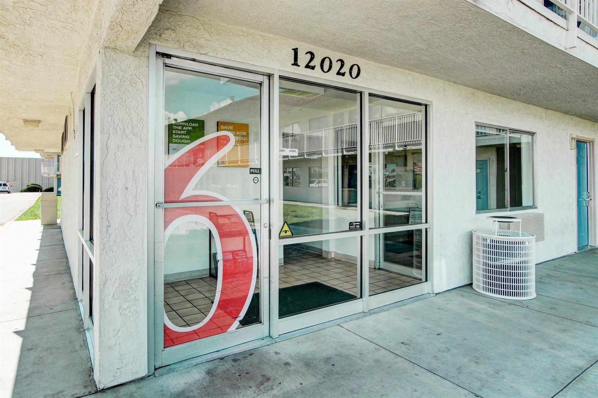 Motel 6-Denver, Co - Airport المظهر الخارجي الصورة